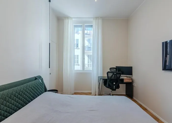 Luxury In , Porta Venezia Апартаменты Милан