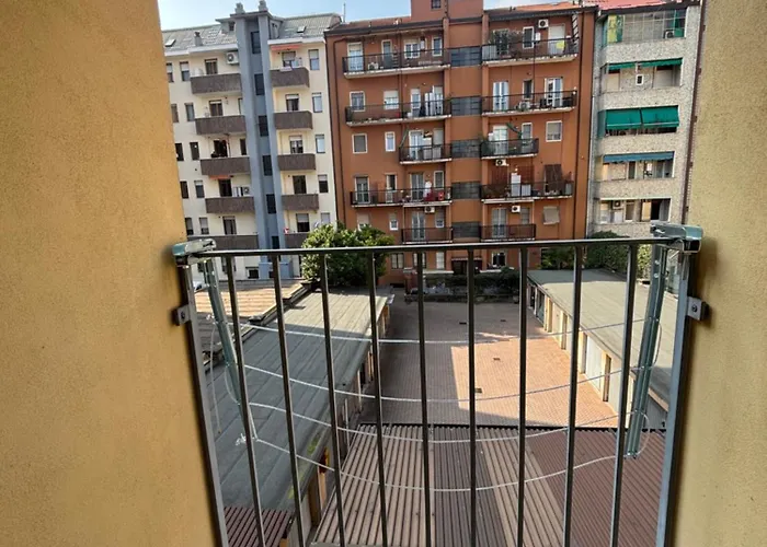 Cozy Centro Милан