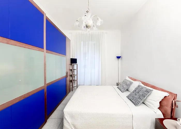 Three-room 2 Bedrooms With Balcony 2 Min From