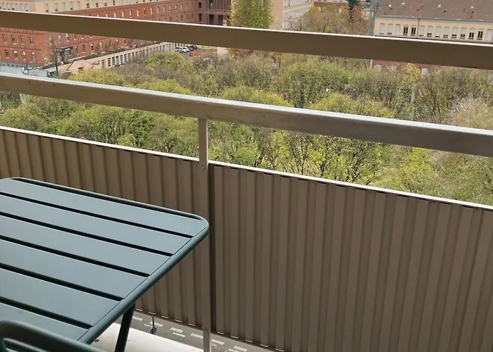 Design And Comfort In West