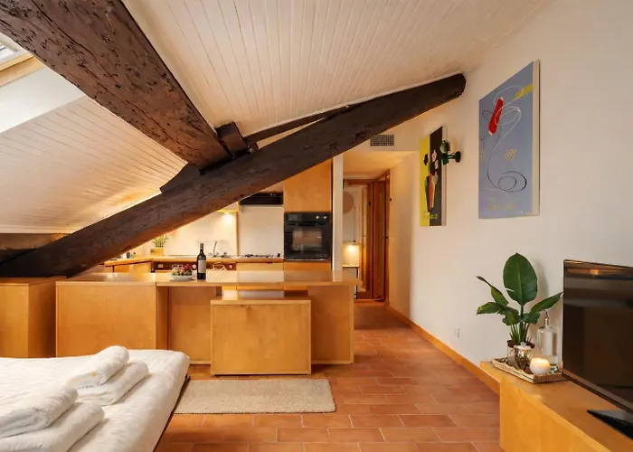 Design In Legno & Atmosfera Calda Bilocale 20m Dai Navigli Apartman Milánó