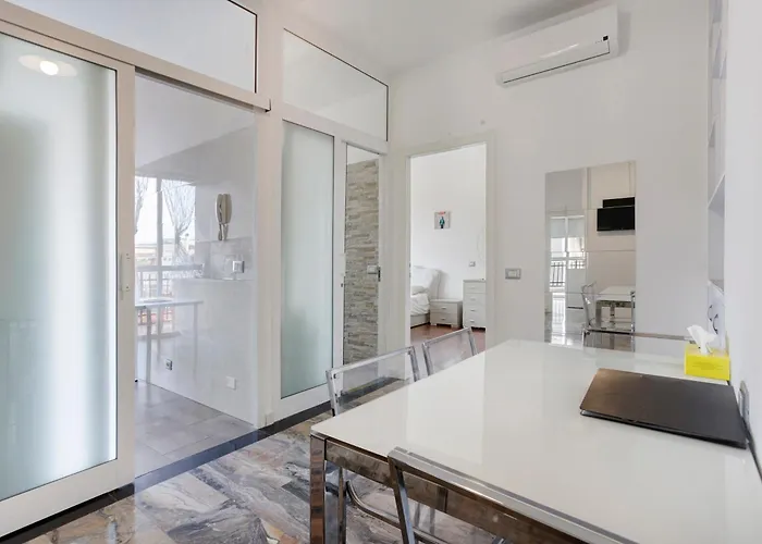 Quadrilocale Luminoso Con Balcone *