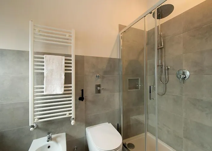 Monolocale X 2 Con Balcone E Cucina - Famagosta ミラノ