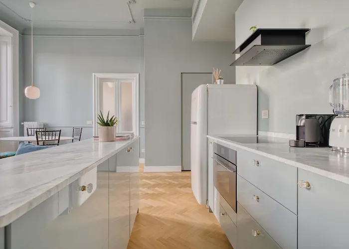 Apartment Bright 2br Near Arco Della Pace