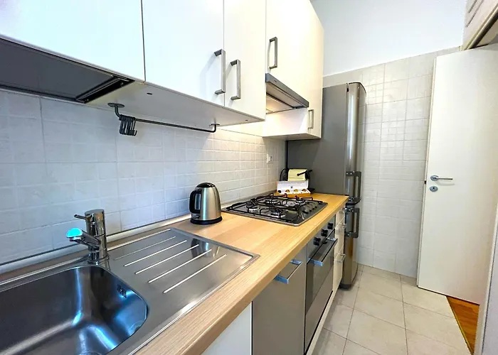 Zen Courtyard - Porta Romana Апартаменты