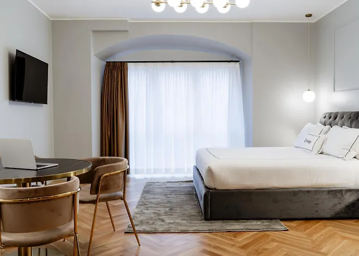 Prestige Boutique - Piazza Duomo 2 Milánó