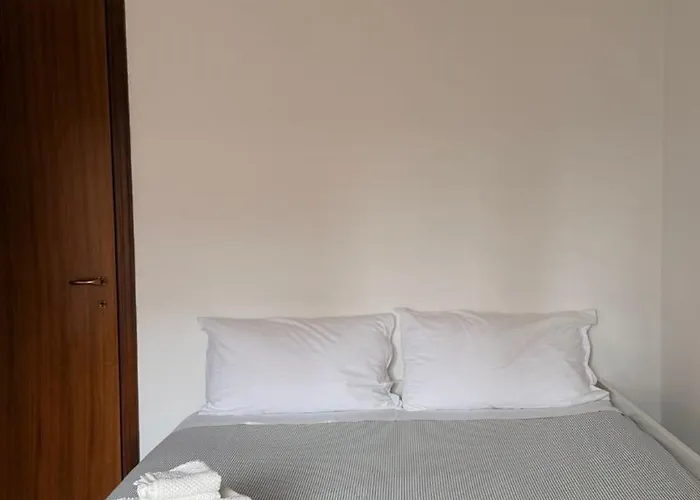 Apartman Private Room In Shared Home Milánó