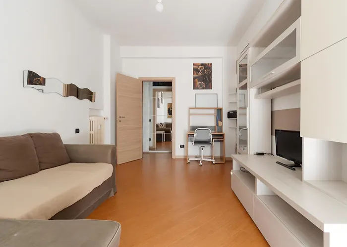 Guesthost - De Angeli Elegant