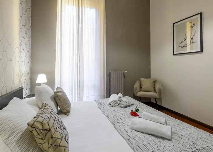 Borromei, 11 - Eleganza In Pieno Centro *