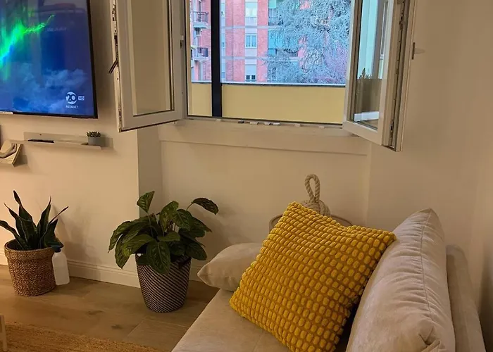 Daire Premium Duomo Metro1, Comolake Trains11 *