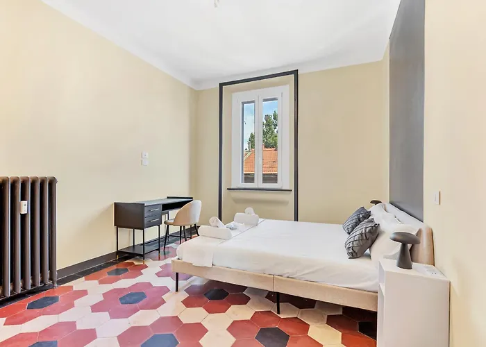 Appartamento Classy With 2 Bedrooms Milano