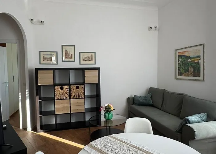 アパート Modern And Bright Two-room Above The M3 Metro