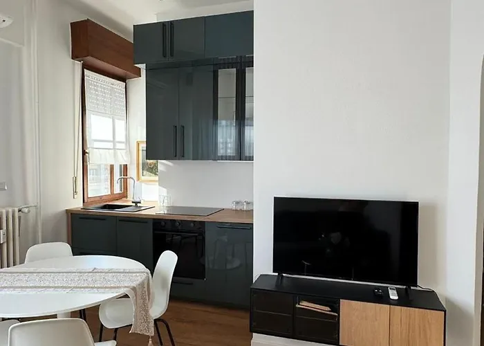 Apartmán Modern And Bright Two-room Above The M3 Metro Milán