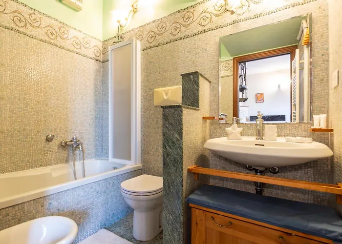 Lägenhet I-host - Unique Two-level In *