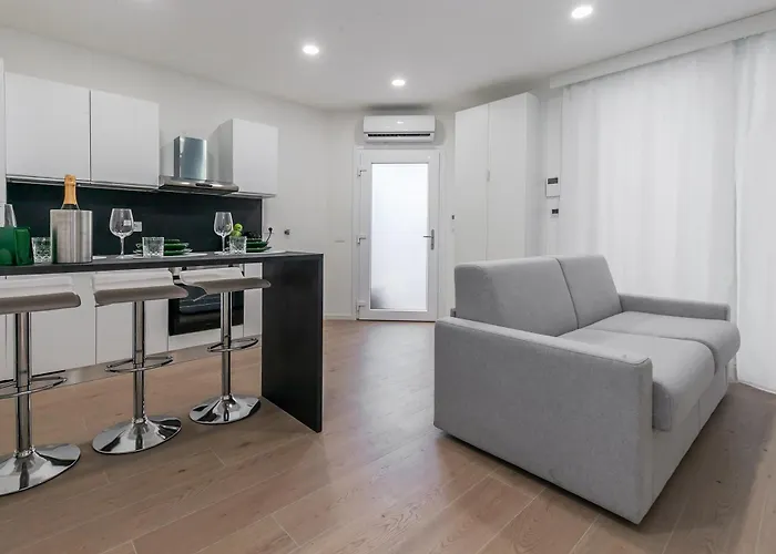 Garden M3 Duomo 12 Min 아파트