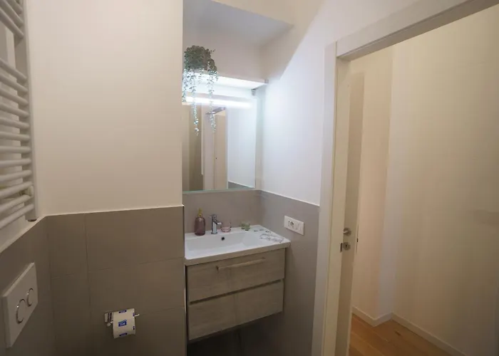 M5 Cenisio 5min-buzzi 3min-citylife-mico-chinatown-ac *