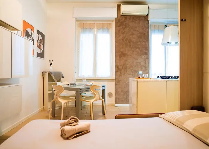 Apartment Porta Romana Executive - Fast Wifi Metro