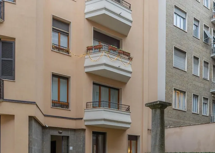 Cenacolo, Corso Magenta, Milan's Historic Center Apartment Milan