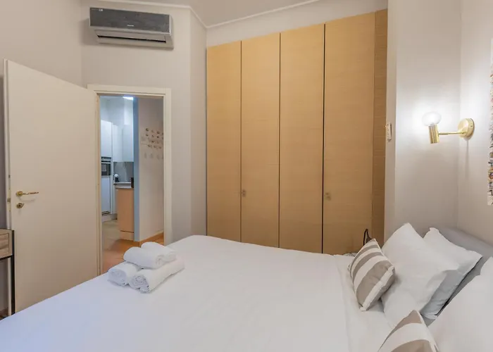 Cenacolo, Corso Magenta, Milan's Historic Center Milano