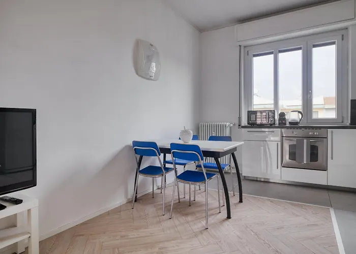 Mico Executive 아파트 *