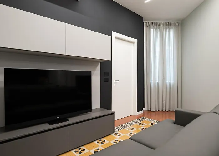 Apartman Italianway Comfort - Monte Nevoso 8 *