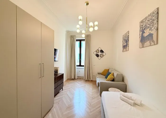 Apartamento Bright&spacious In The Heart Of Studi Milão