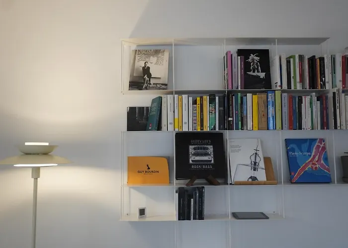 Tolstoj - 2 Bedrooms - Tortona District - At Your Place