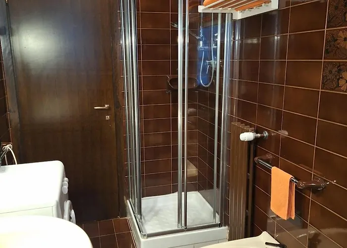 Da Vitto E Ale, A Casa Vostra Apartment *