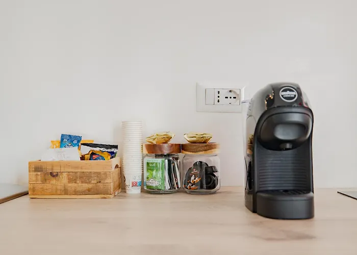 アパート Modern One-bedroom With Terrace - Naviglio Martesana *