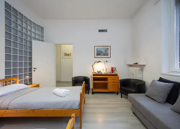 דירה Comfortable And Quiet Near M4 Metro