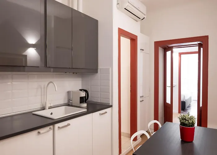 Apartment Characteristic One Bedroom Columns Of San Lorenzo