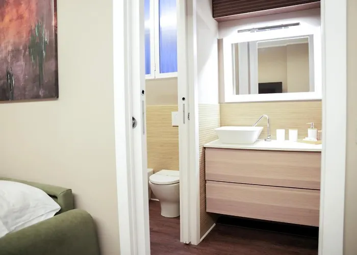 1metro Gambara-duomo & Navigli-ac-self Check In *