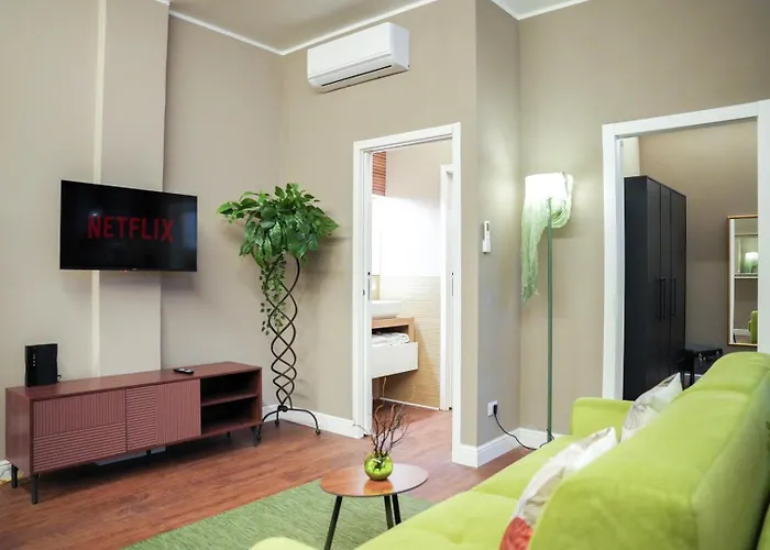 Apartment Metro Gambara 2min - Duomo & Navigli - Ac - Self Check In - 2 *