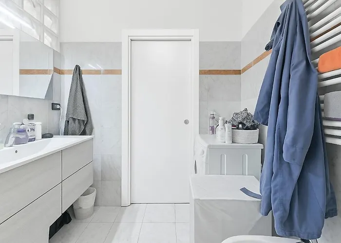 Nolo - Floor Bright - Metro Pasteur