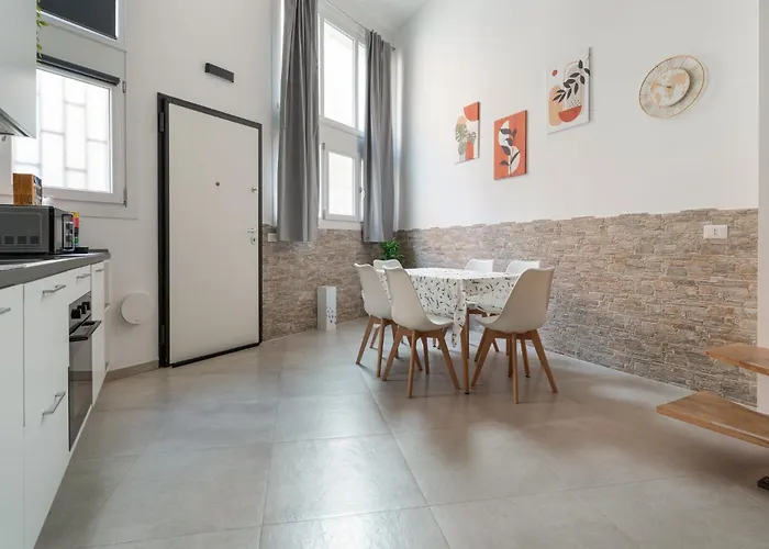 Guesthost - Affori Cozy Flat Μιλάνο