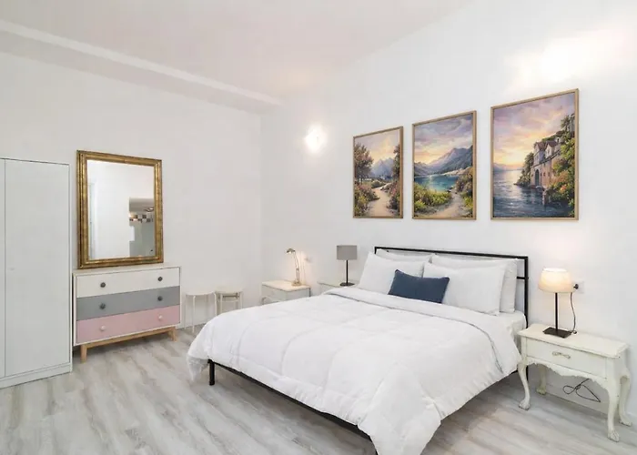 Apartman In The Heart Of Charm And Comfort On The Navigli Milánó