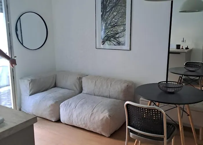 La Meneghina - The Urban Nest *