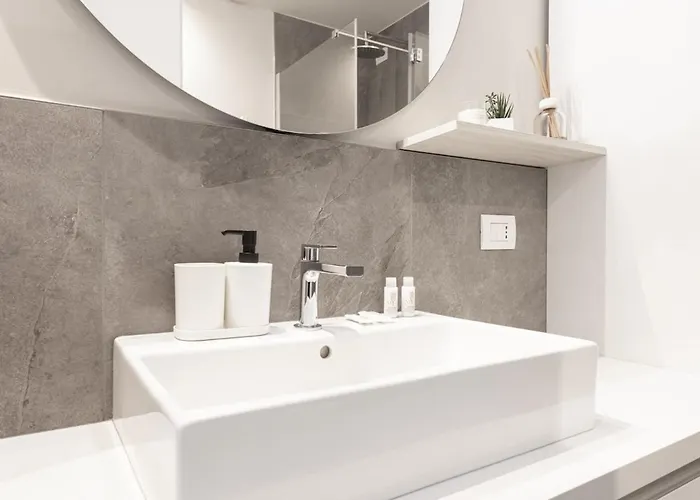 Easylife - - Bixio 17 P1 - Porta Venezia