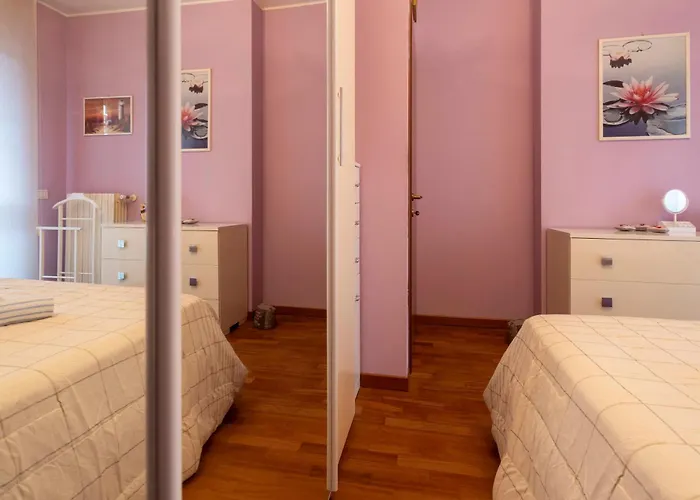 Smart - Near Navigli & Iulm Милан