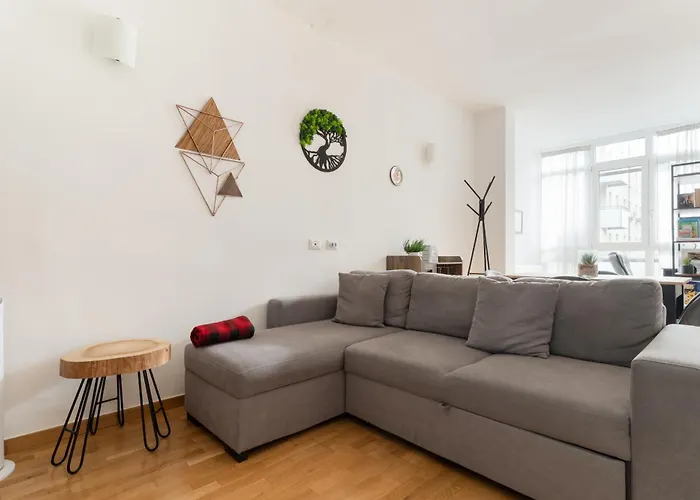 아파트 Guesthost - Modern In Corvetto 밀라노