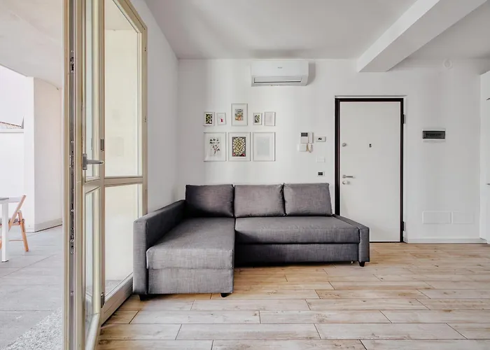 Daire Just Urban - Bright With Terrace - M4 Tolstoj