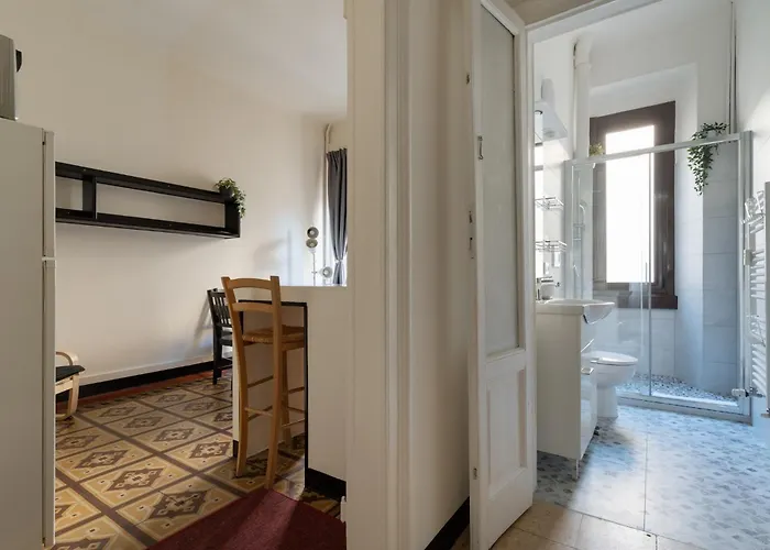 Guesthost - Porta Romana Lovely * ミラノ