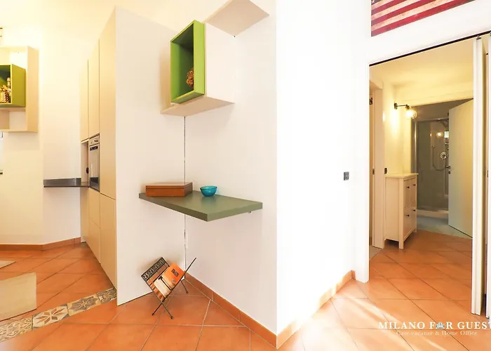 Porta Vittoria - * Milán