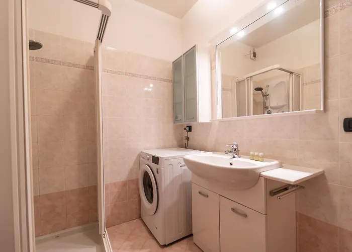 Moderno Con Garage, Wi-fi, Aria Condizionata E Terrazzo *