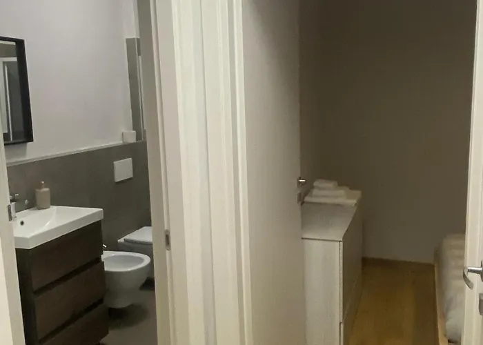 Casa Veniero 12 דירה *