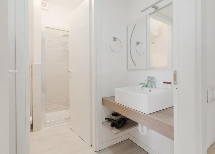 Guesthost - Lovely In Maggiolina * Milano