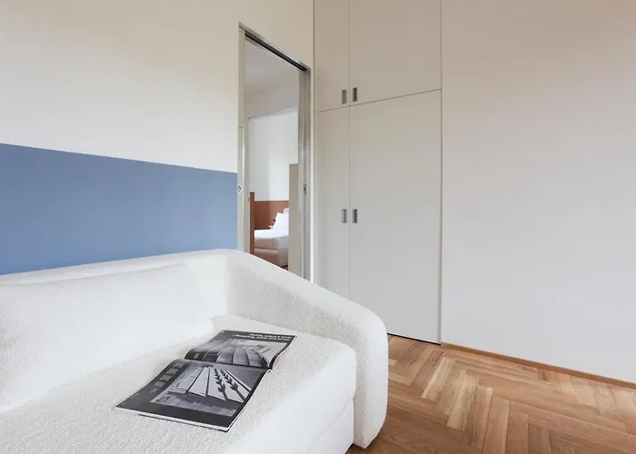 Hacca Collection - Luxury 3br Center *