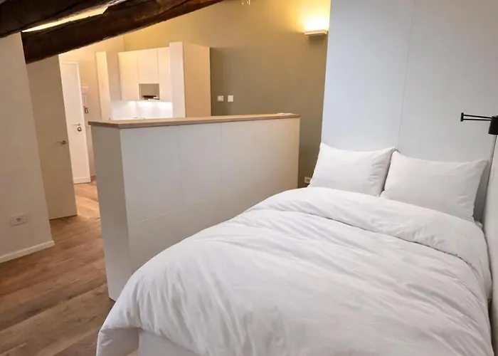 Apartamento Splendida Mansarda Via Solferino In Brera Milão