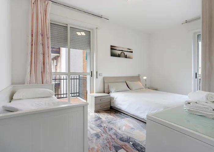 Apartment Quadrilocale Luminoso Con Balcone *