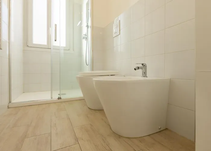 Artstay - Near Metro, Train Station, Isola Apartment Mailand